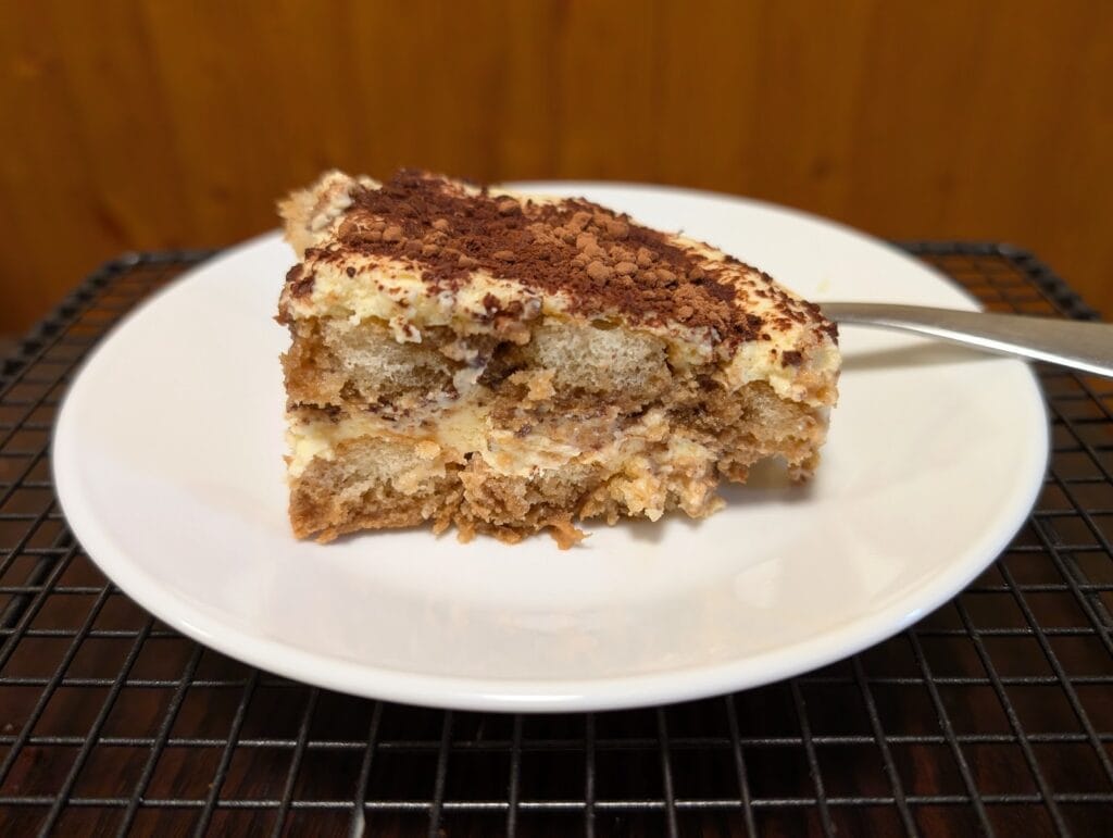 Tiramisu Cake