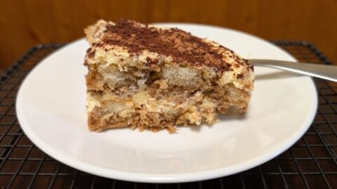 Tiramisu Cake