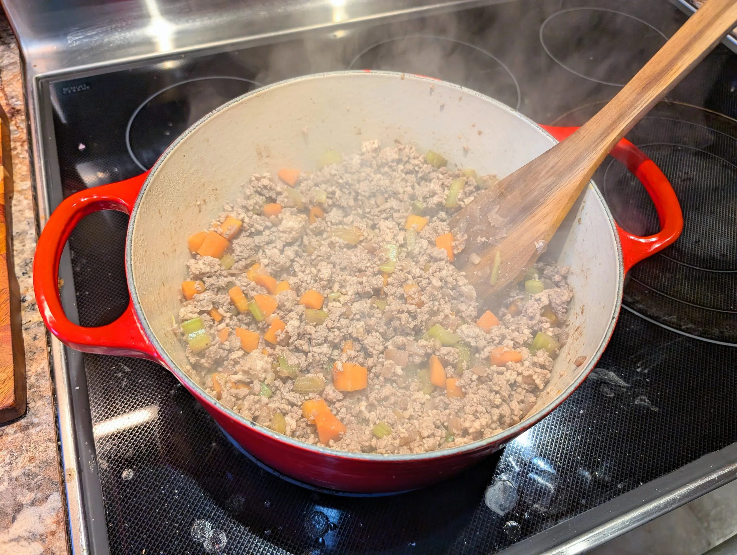 Italian Bolognese Sauce [Salsa alla bolognese] Denis Elas