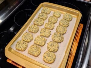 Japanese Black Sesame Cookies [日本の黒ゴマクッキー]