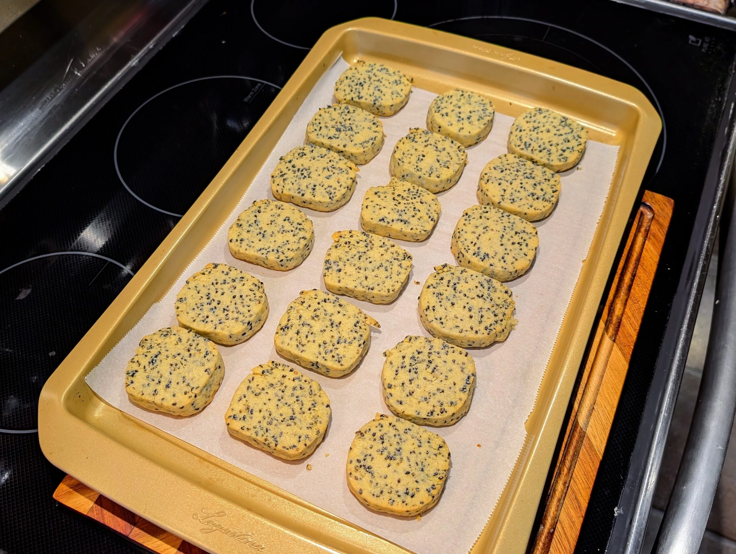 Japanese Black Sesame Cookies [日本の黒ゴマクッキー]
