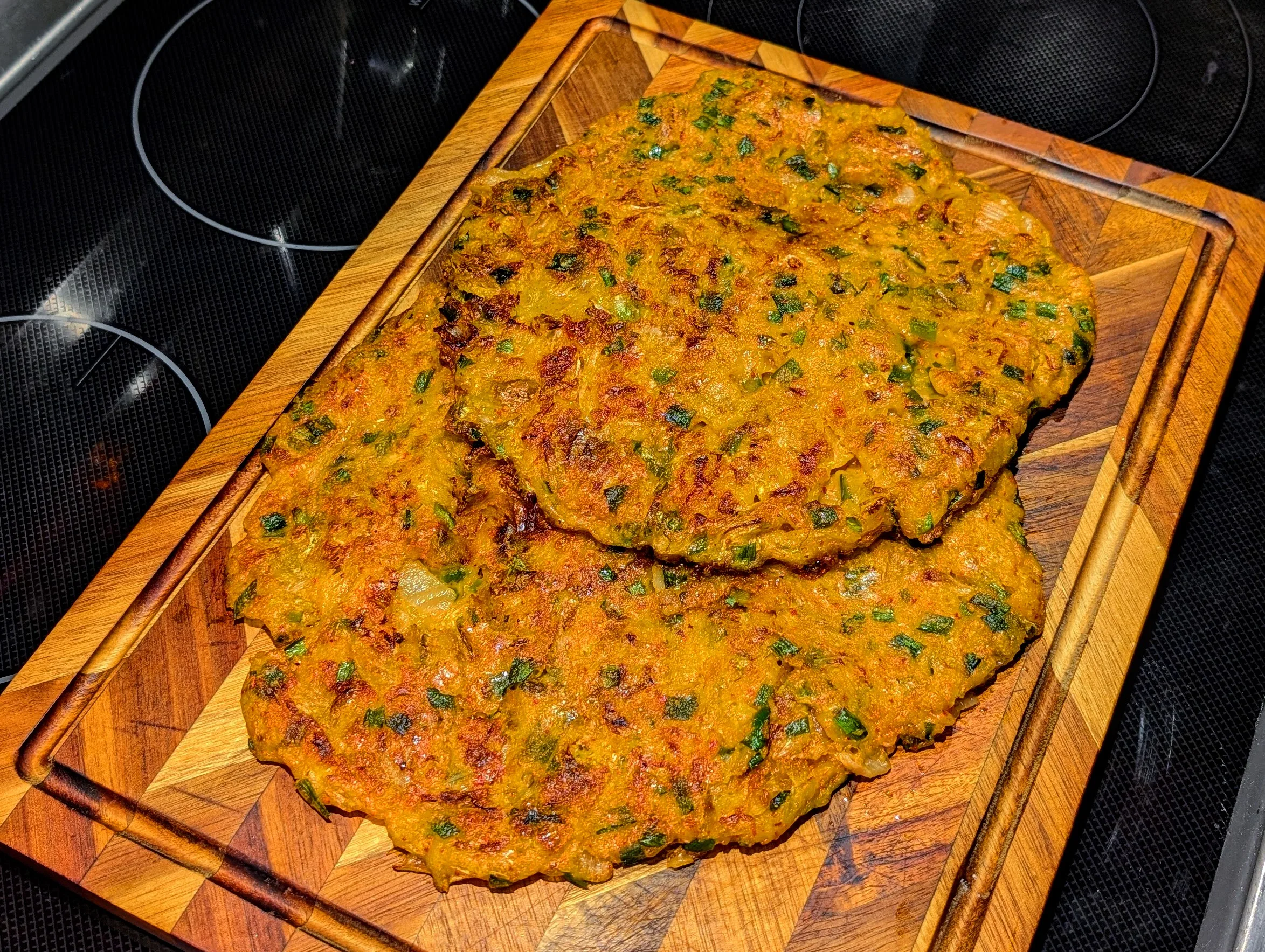 Korean Kimchi Pancake (Kimchijeon) [김치전]