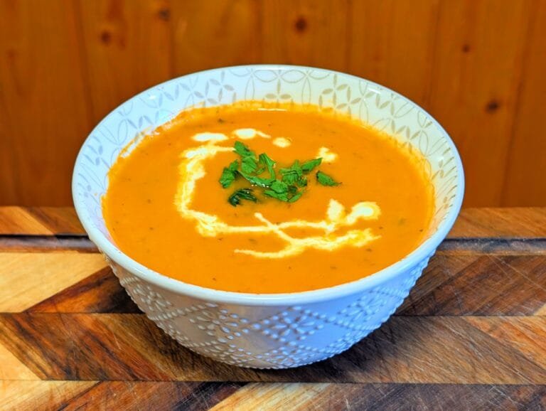 Roasted Tomato Soup [Soupe de tomates rôtis]