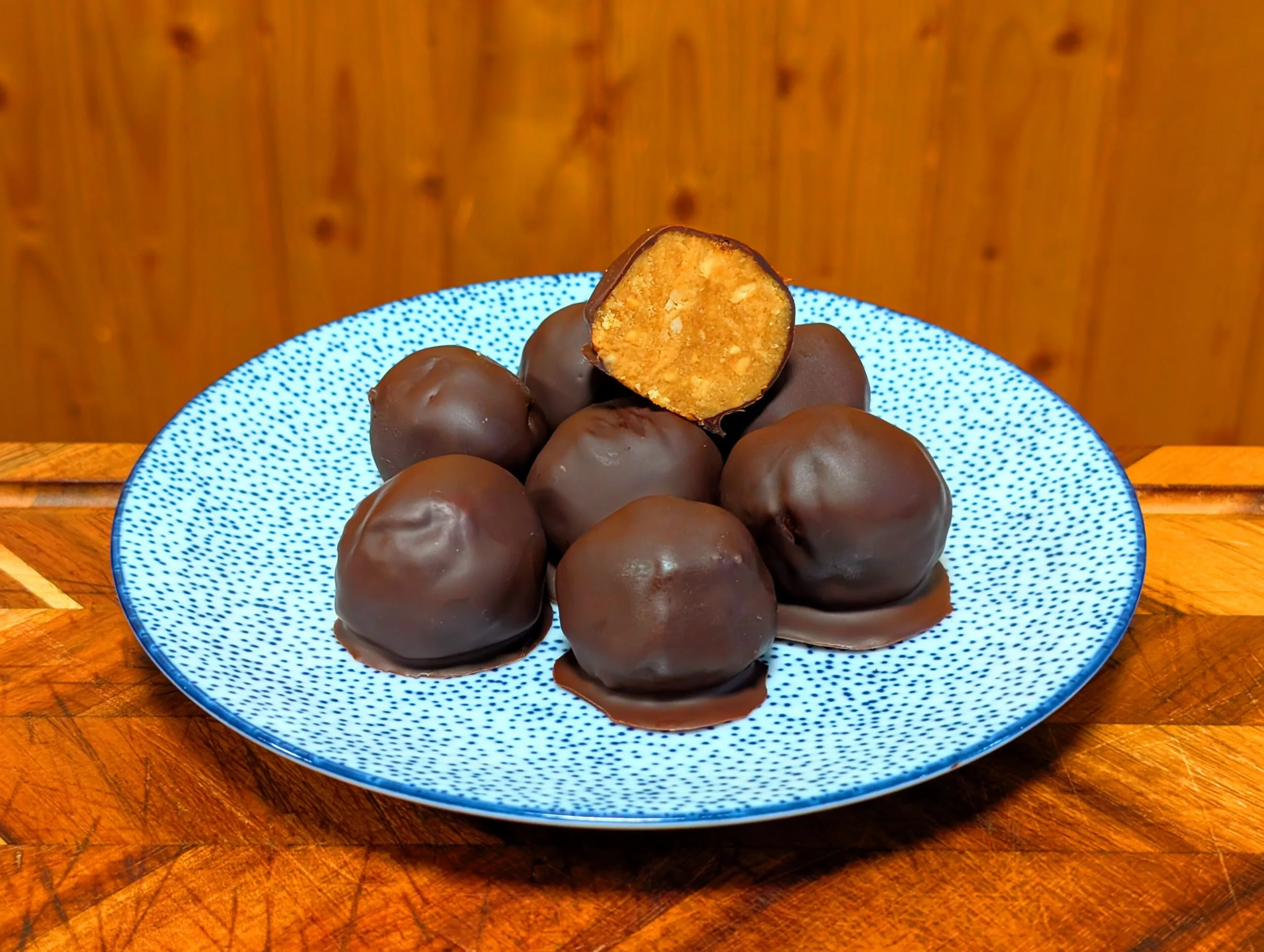 Peanut Butter Eggs [Oeufs au beurre d'arachide]