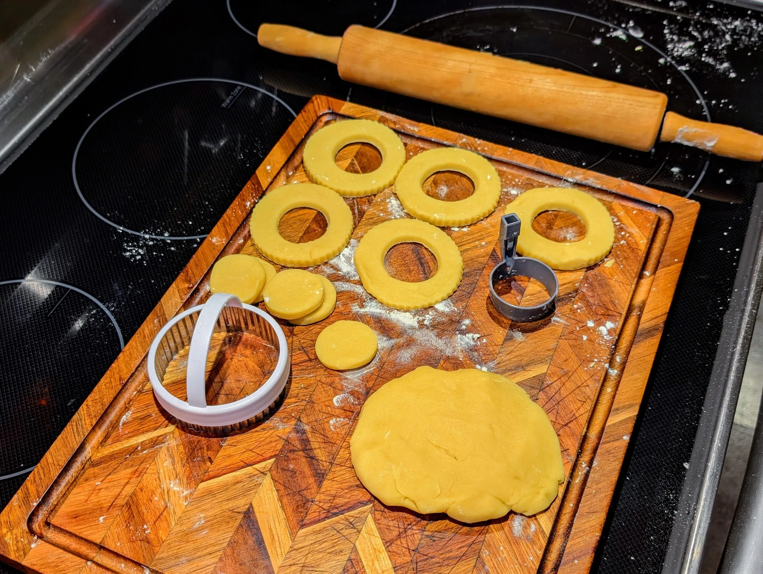 Persian Jam Cookie (Shirini Morabai) [شیرینی مربایی]